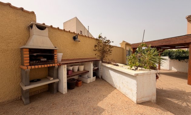 Herverkoop - Vrijstaande woning / Villa -
Benijofar - Benimar