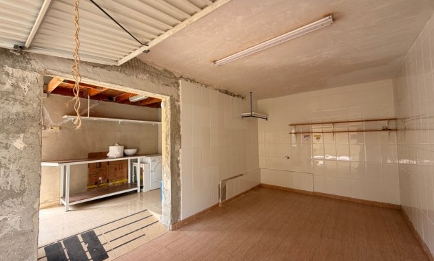 Herverkoop - Vrijstaande woning / Villa -
Benijofar - Benimar