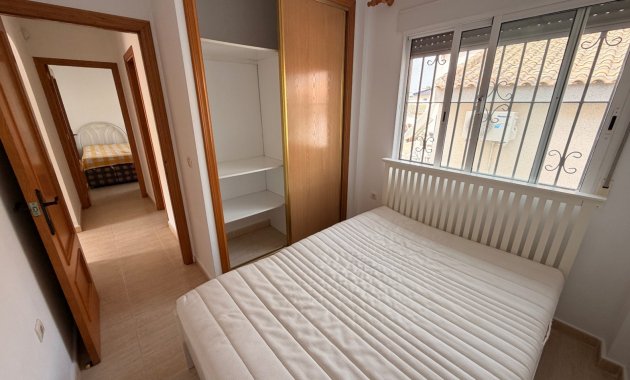 Herverkoop - Vrijstaande woning / Villa -
Benijofar - Benimar