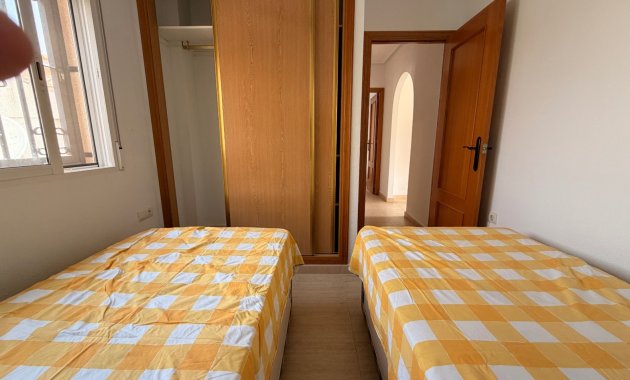 Herverkoop - Vrijstaande woning / Villa -
Benijofar - Benimar
