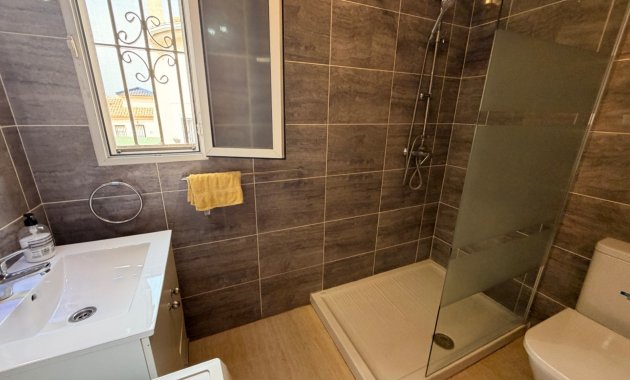 Herverkoop - Vrijstaande woning / Villa -
Benijofar - Benimar