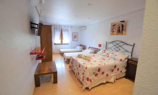 Herverkoop - Vrijstaande woning / Villa -
Ciudad Quesada - Rojales - Pueblo Bravo