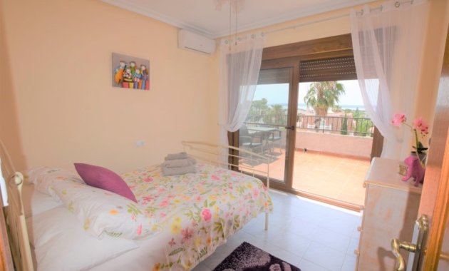 Herverkoop - Vrijstaande woning / Villa -
Ciudad Quesada - Rojales - Pueblo Bravo