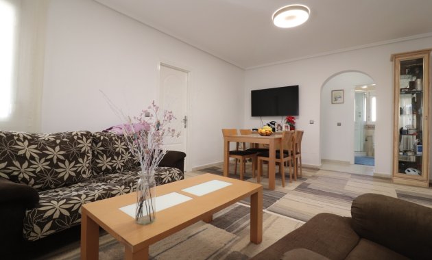 Herverkoop - Vrijstaande woning / Villa -
Benijofar - Monte Azul