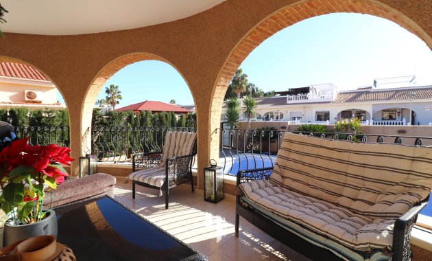 Herverkoop - Vrijstaande woning / Villa -
Benijofar - Monte Azul