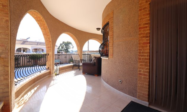 Herverkoop - Vrijstaande woning / Villa -
Benijofar - Monte Azul