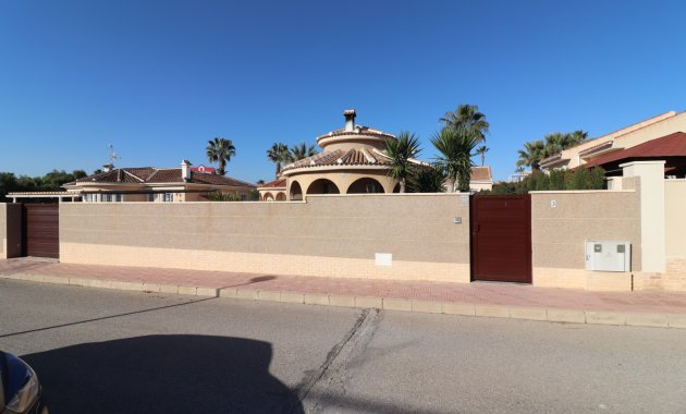 Herverkoop - Vrijstaande woning / Villa -
Benijofar - Monte Azul