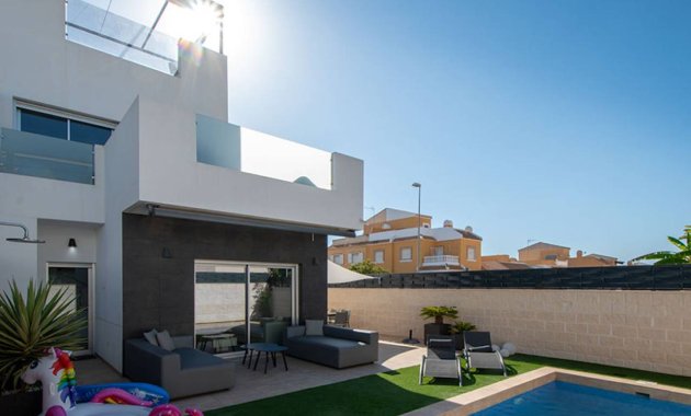 Herverkoop - Vrijstaande woning / Villa -
Ciudad Quesada - Rojales - Ciudad Quesada