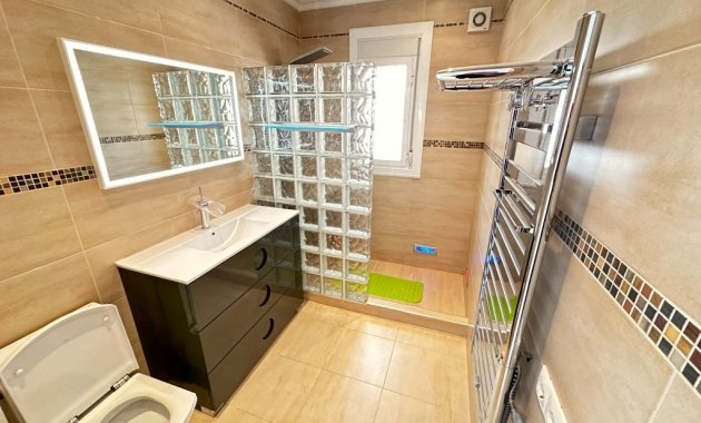 Herverkoop - Vrijstaande woning / Villa -
Ciudad Quesada - Rojales - Ciudad Quesada
