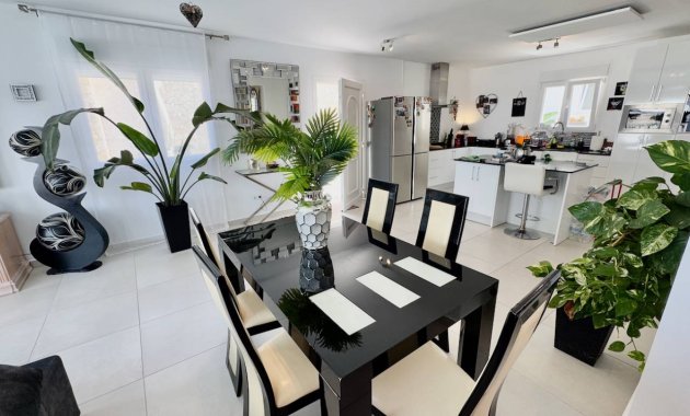 Herverkoop - Vrijstaande woning / Villa -
Ciudad Quesada - Rojales - Ciudad Quesada