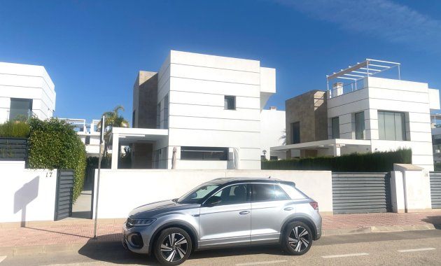 Herverkoop - Vrijstaande woning / Villa -
Ciudad Quesada - Rojales - Doña Pepa