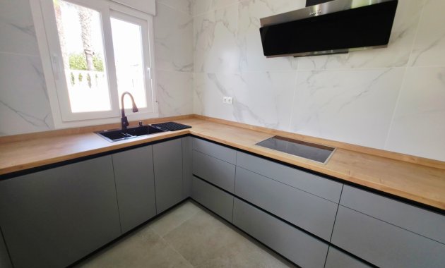 Herverkoop - Vrijstaande woning / Villa -
Ciudad Quesada - Rojales - Ciudad Quesada