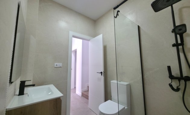 Herverkoop - Vrijstaande woning / Villa -
Ciudad Quesada - Rojales - Ciudad Quesada