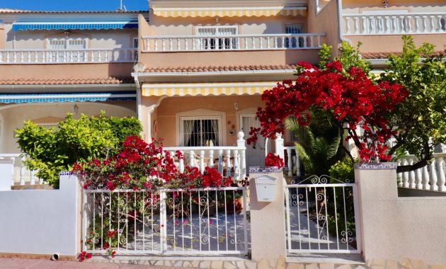 Herverkoop - Rijwoning -
Ciudad Quesada - Rojales - Doña Pepa