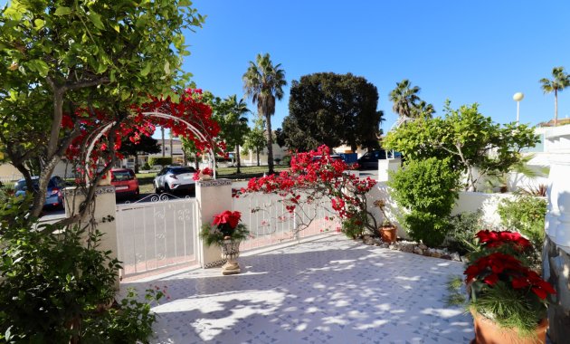 Herverkoop - Rijwoning -
Ciudad Quesada - Rojales - Doña Pepa
