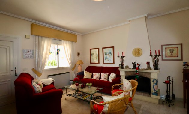 Herverkoop - Rijwoning -
Ciudad Quesada - Rojales - Doña Pepa