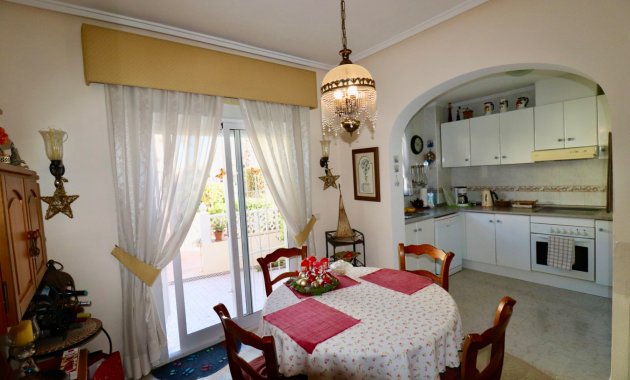 Herverkoop - Rijwoning -
Ciudad Quesada - Rojales - Doña Pepa