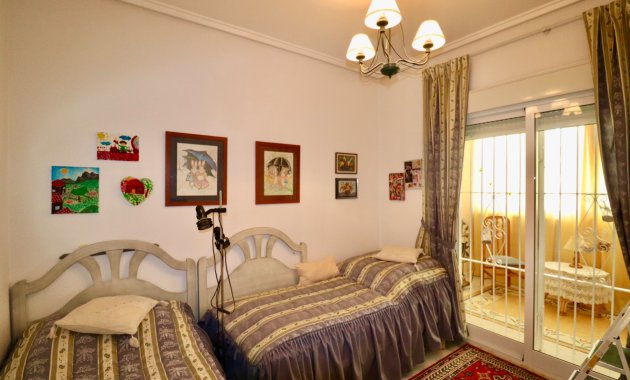 Herverkoop - Rijwoning -
Ciudad Quesada - Rojales - Doña Pepa