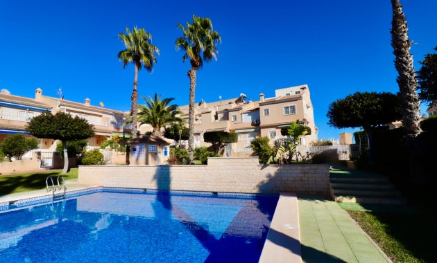 Herverkoop - Rijwoning -
Ciudad Quesada - Rojales - Doña Pepa