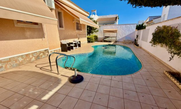 Herverkoop - Vrijstaande woning / Villa -
Ciudad Quesada - Rojales - Ciudad Quesada