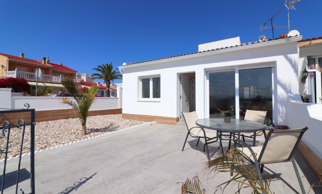 Herverkoop - Rijwoning -
Ciudad Quesada - Rojales - Altos de Quesada