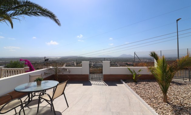 Herverkoop - Rijwoning -
Ciudad Quesada - Rojales - Altos de Quesada