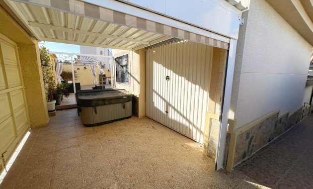 Herverkoop - Vrijstaande woning / Villa -
Ciudad Quesada - Rojales - Rojales