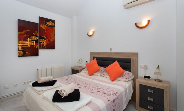 Herverkoop - Vrijstaande woning / Villa -
Ciudad Quesada - Rojales - Pueblo