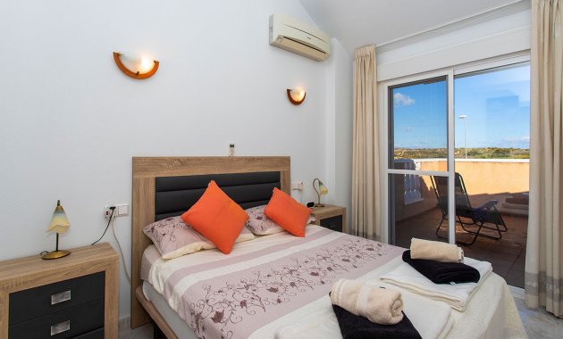 Herverkoop - Vrijstaande woning / Villa -
Ciudad Quesada - Rojales - Pueblo