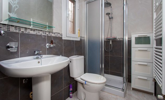 Herverkoop - Vrijstaande woning / Villa -
Ciudad Quesada - Rojales - Pueblo