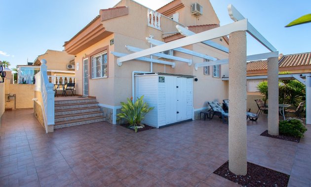Herverkoop - Vrijstaande woning / Villa -
Ciudad Quesada - Rojales - Pueblo