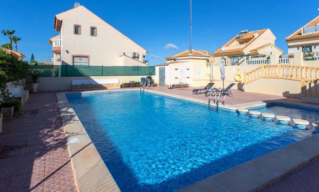 Herverkoop - Vrijstaande woning / Villa -
Ciudad Quesada - Rojales - Pueblo