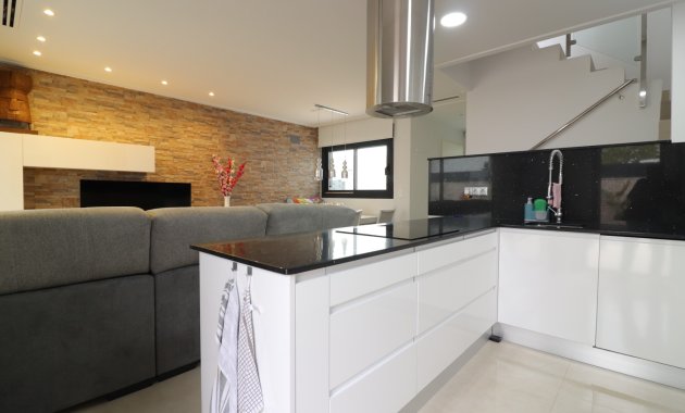 Herverkoop - Vrijstaande woning / Villa -
Benijofar