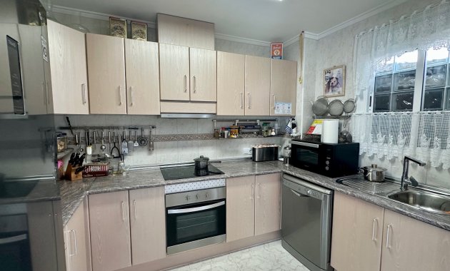 Herverkoop - Rijwoning -
Ciudad Quesada - Rojales - Doña Pepa