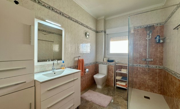 Herverkoop - Rijwoning -
Ciudad Quesada - Rojales - Doña Pepa