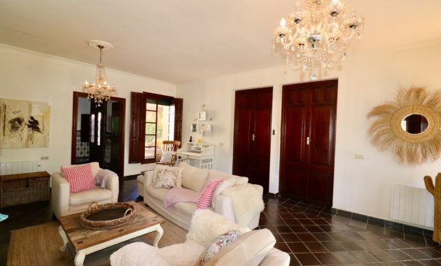 Herverkoop - Finca   -
Ciudad Quesada - Rojales - Heredades