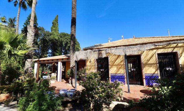 Herverkoop - Finca   -
Ciudad Quesada - Rojales - Heredades
