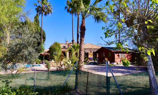 Herverkoop - Finca   -
Ciudad Quesada - Rojales - Heredades