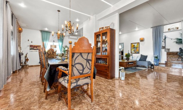 Herverkoop - Vrijstaande woning / Villa -
Ciudad Quesada - Rojales - Ciudad Quesada