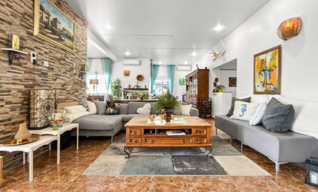 Herverkoop - Vrijstaande woning / Villa -
Ciudad Quesada - Rojales - Ciudad Quesada