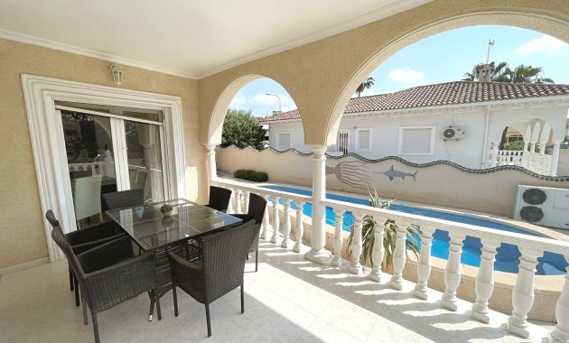 Herverkoop - Vrijstaande woning / Villa -
Ciudad Quesada - Rojales - Ciudad Quesada