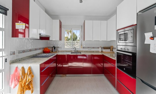 Herverkoop - Vrijstaande woning / Villa -
Benijofar - Monte Azul