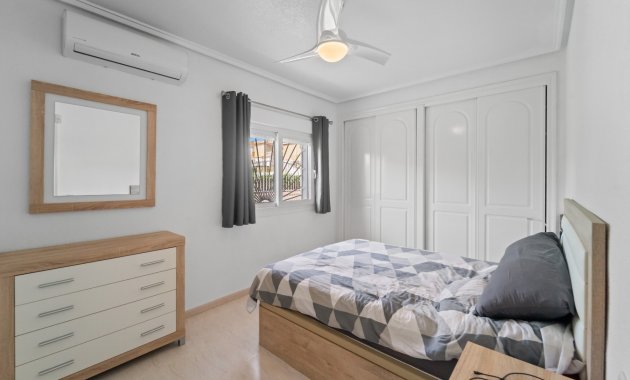 Herverkoop - Vrijstaande woning / Villa -
Benijofar - Monte Azul