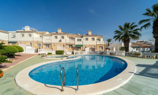 Herverkoop - Vrijstaande woning / Villa -
Benijofar - Monte Azul