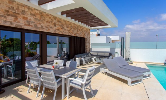 Herverkoop - Vrijstaande woning / Villa -
Ciudad Quesada - Rojales - Rojales