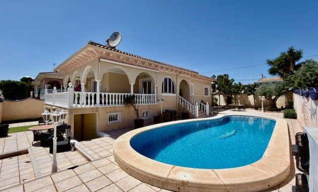 Herverkoop - Vrijstaande woning / Villa -
Ciudad Quesada - Rojales - Ciudad Quesada