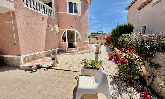 Herverkoop - Vrijstaande woning / Villa -
Ciudad Quesada - Rojales - Ciudad Quesada