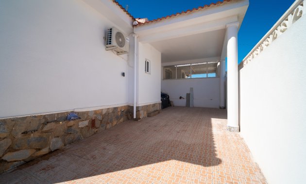 Herverkoop - Rijwoning -
Ciudad Quesada - Rojales - town