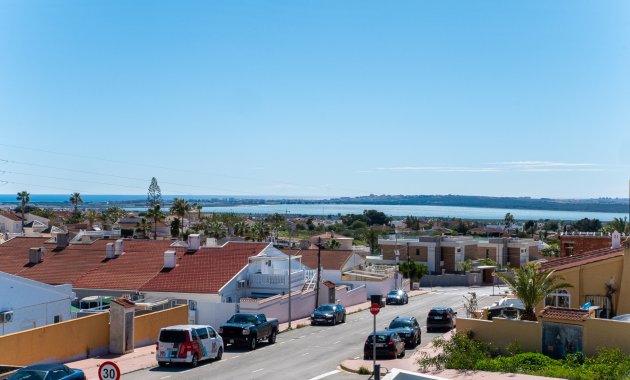 Herverkoop - Rijwoning -
Ciudad Quesada - Rojales - town