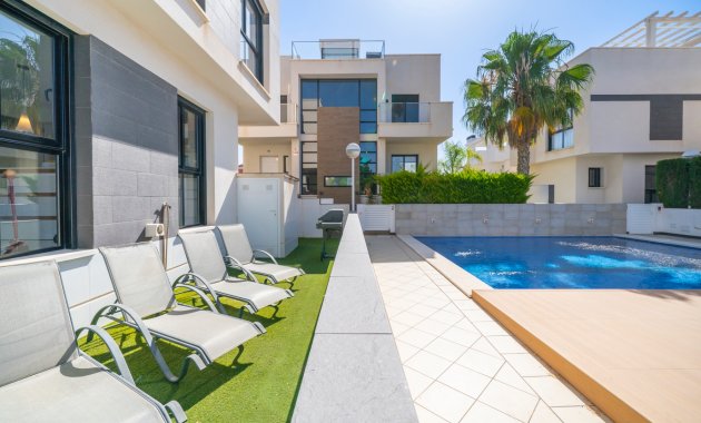 Herverkoop - Vrijstaande woning / Villa -
Ciudad Quesada - Rojales - Ciudad Quesada